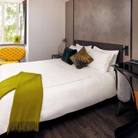 Superior Queen Room with Garden View