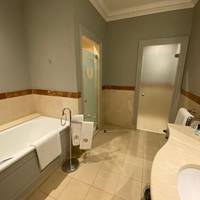Dom Perignon Executive Luxury Suite