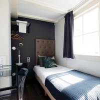 Single Room with Shared Bathroom