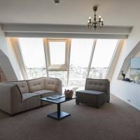 Penthouse Suite