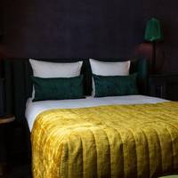 Deluxe Small Double Room