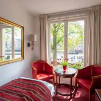 Triple Room with Canal View