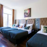 Quadruple Room with Shared Bathroom