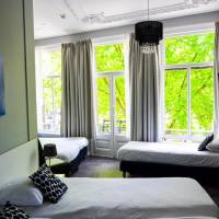 5-Persons Room with Canal View, Private Shower and Shared Toilet
