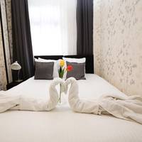 Twin Room with Private Bathroom