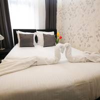 Economy Small Double or Twin Room with Shared Bathroom