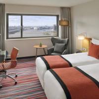 Classic Twin Room with View