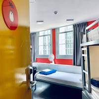 Bunk Bed in Mixed Dormitory Room