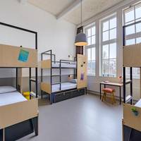 Six Person Room With Private Bathroom