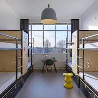Bed in 8-Bed Mixed Room