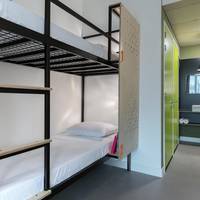 Budget Twin Room with Bunkbeds and Private Bathroom