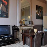 Large 2-bedroom Apartment with Canal View - Johannes Vermeer
