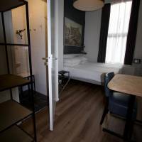 Twin Room with Bathroom