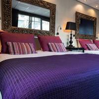 Standard Quadruple room with bath, shower and toilet 