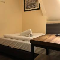 Small Double Room with Private Bathroom ( No window)