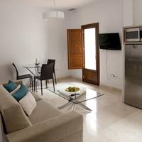 One-Bedroom Apartment (2 - 4 Adults)