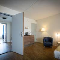 Family Room (5 Adults)