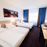 Room #6054866