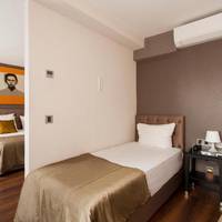 Room #6076664