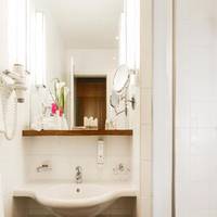 Room #6195589