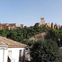 Apartment with Terrace and Alhambra view