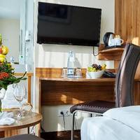 Room #6693715