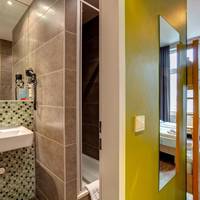 5-Bed Room
