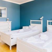 Twin Room Apartment with Shared Bathroom