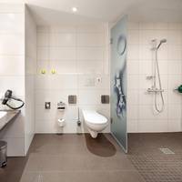 Double Room - Mobility Access with Roll-in Shower