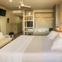Room #17379523