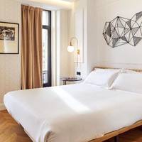 Room #9090032