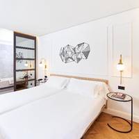 Room #9090035