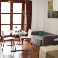 Studio (2 Adults)