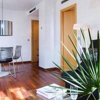  One-Bedroom Attic Apartment (2-4 Adults)