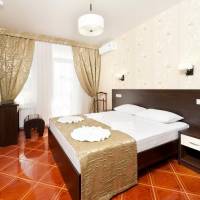 Suite with Balcony and Swimming Pool view