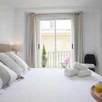 Superior One-Bedroom Apartment