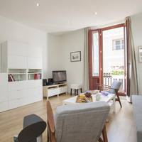 One-Bedroom Apartment with Balcony
