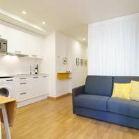 Studio with Balcony (4 Adults) 