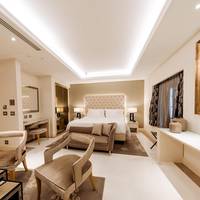 Junior King Suite