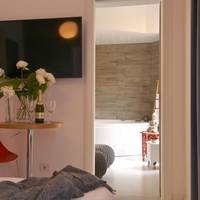 Suite with Spa Bath