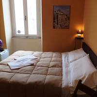  Budget Economy Quadruple Room with Bathroom