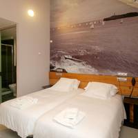 Double or Twin Room with Partial Sea View