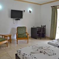 Studio with Twin beds and balcony