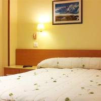 Standard Double Room with Shared Bathroom
