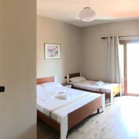 Triple Room with Mountain View