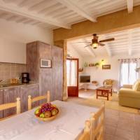 One-Bedroom Apartment with Pool View