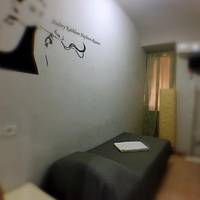 Single Room with Shared Bathroom