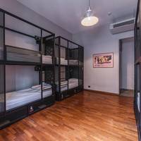 Bed in 6-Bed Mixed Dormitory Room with En suite Bathroom 