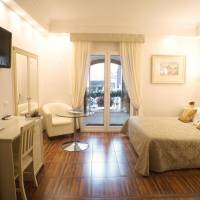 Family Room (4 Adults)