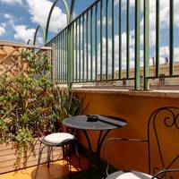Double Room with Balcony and Hot Tub